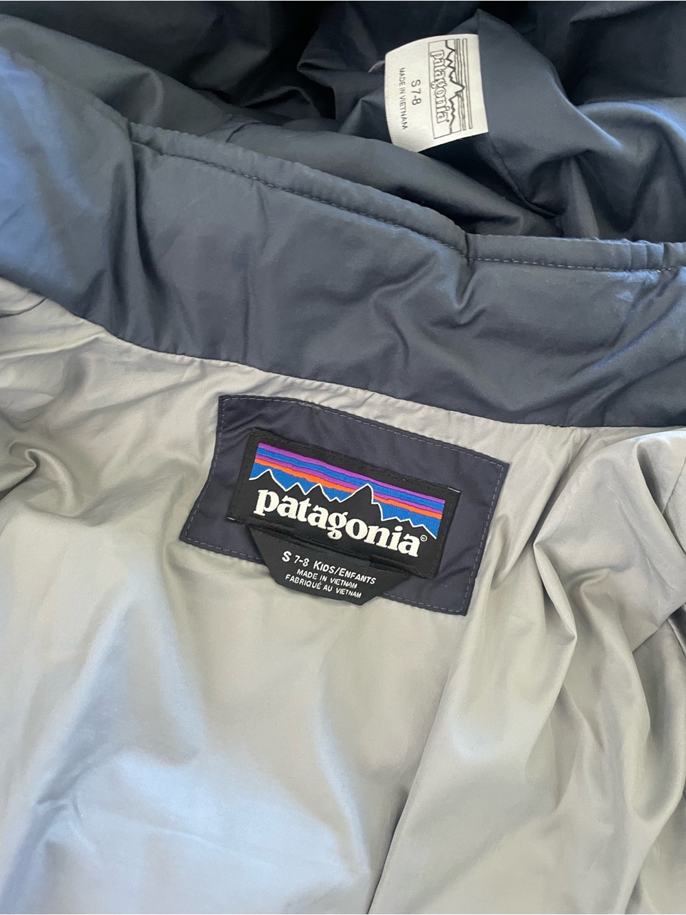 Patagonia Kids Down Parka Puffer Coat - Picture 4 of 5